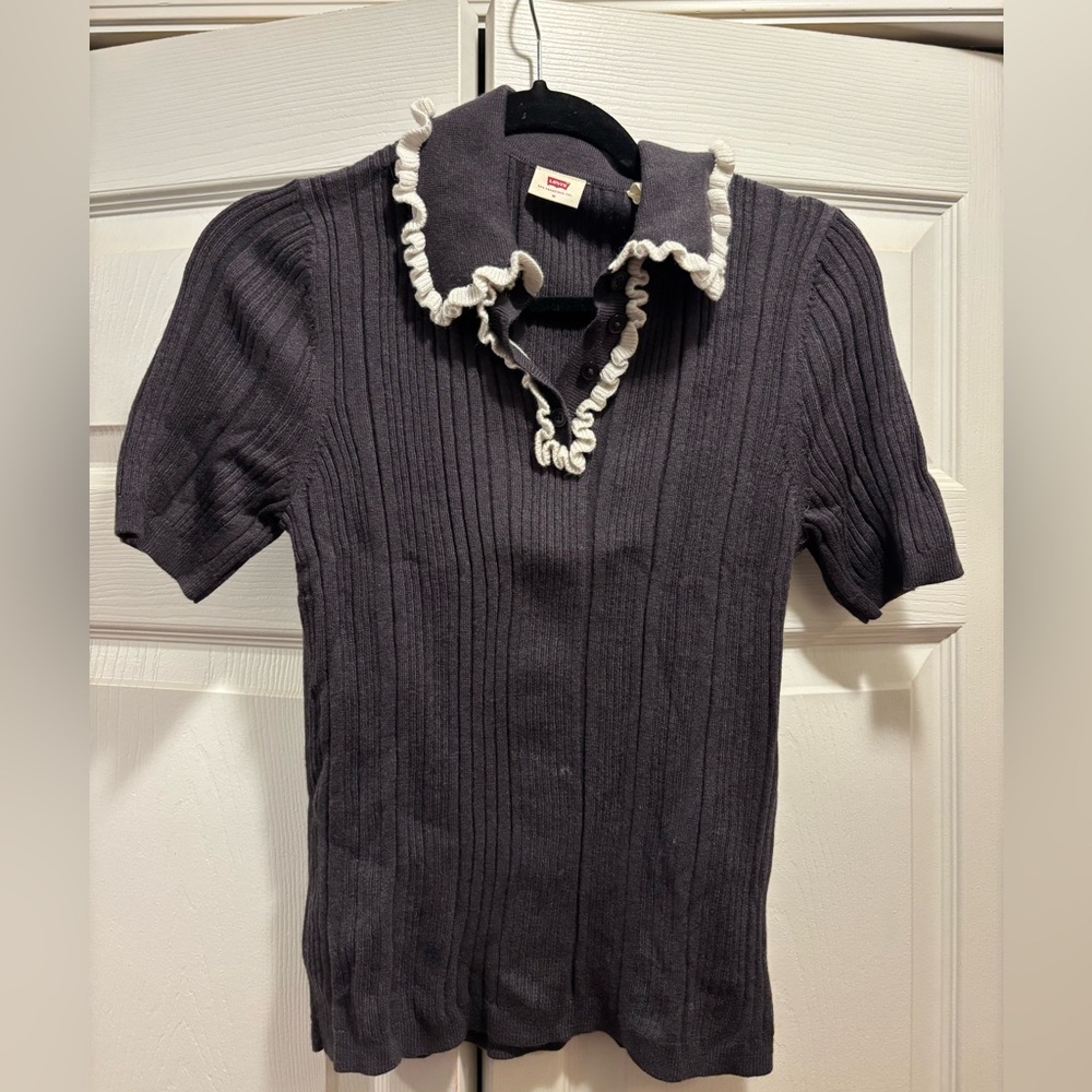 Levi's Dark Gray Knit Top with White Ruffle